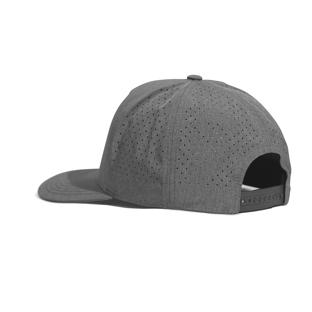 PERFORMANCE SNAPBACK (GREY)